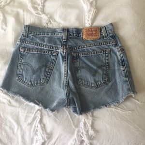 High waisted Levi’s shorts